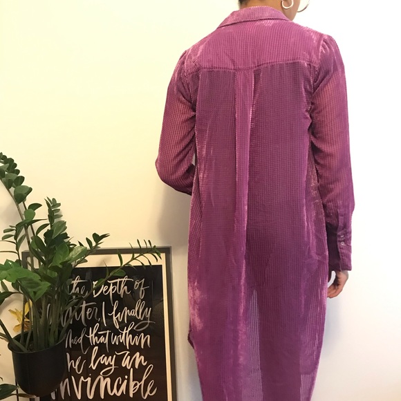 Anthropologie Long Line Button-Down - Picture 4 of 8